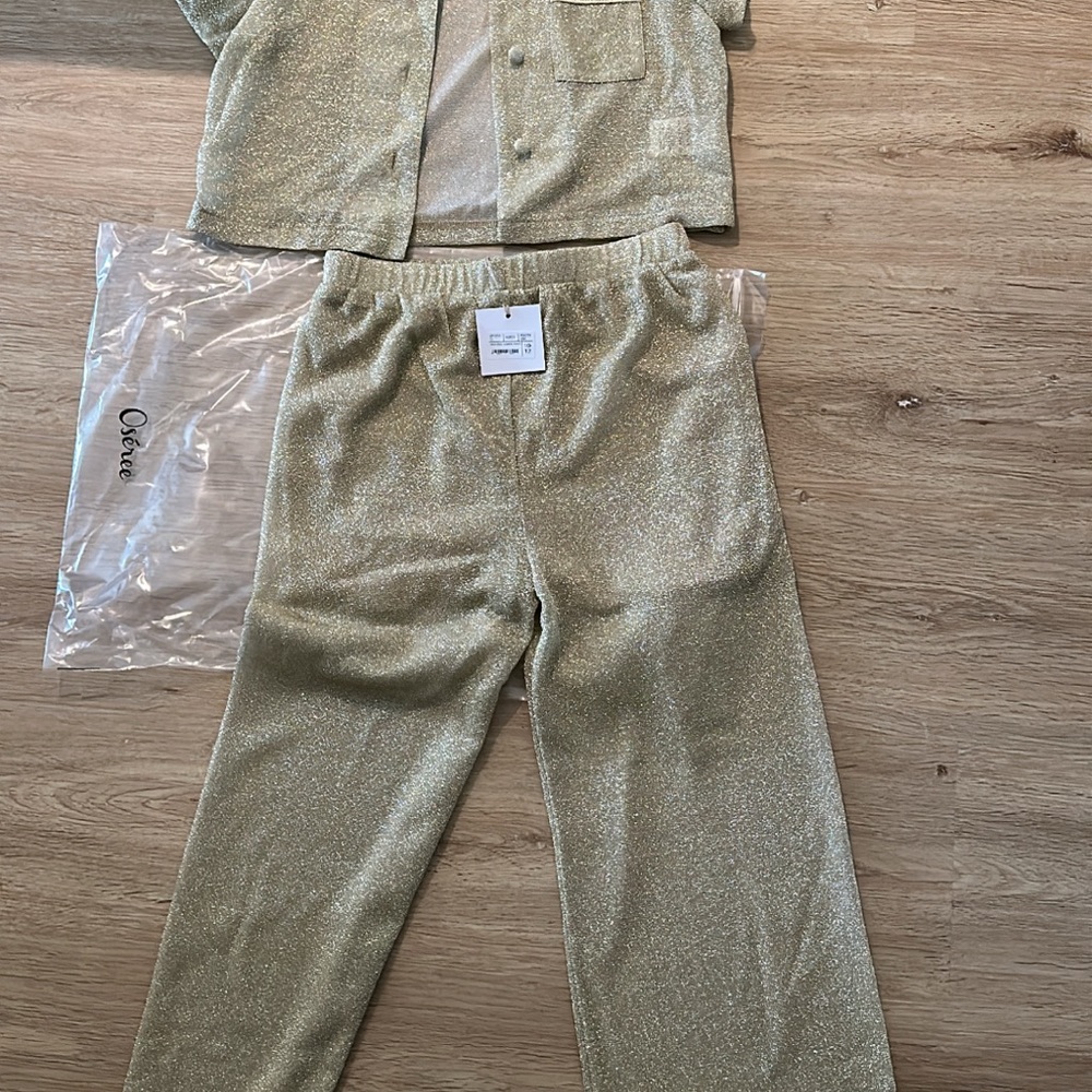 Pants and top - Picture 2 of 5